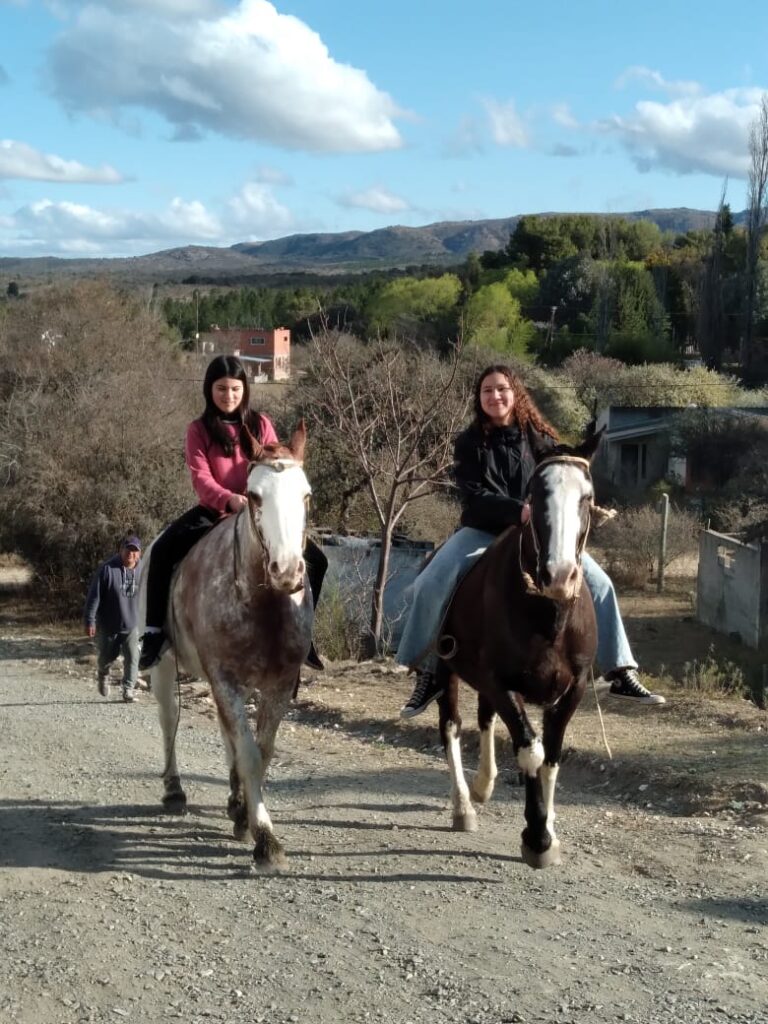 Cabañas y Camping El Apeo